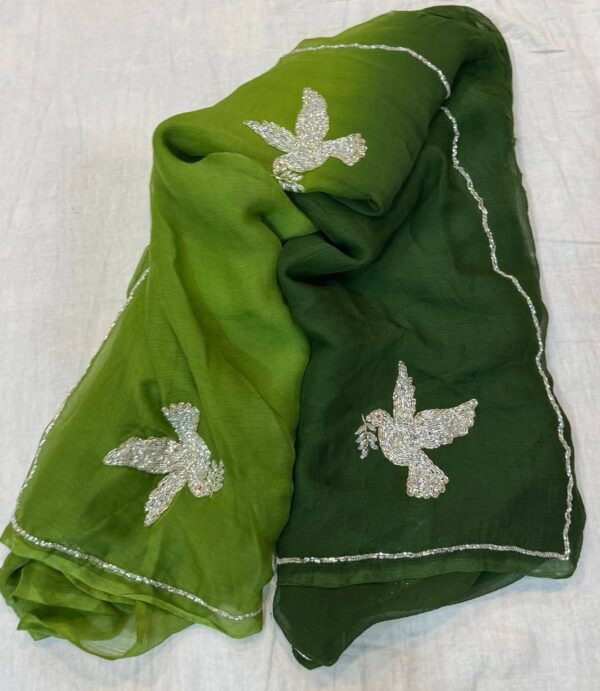Light weight chiffon saree with unstitched blouse - Image 3