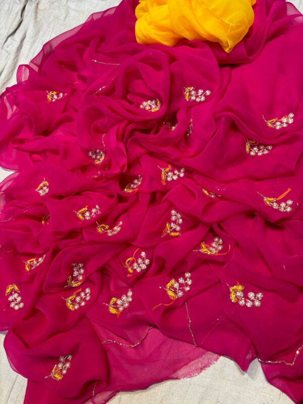 Light weight chiffon saree with unstitched blouse - Image 9