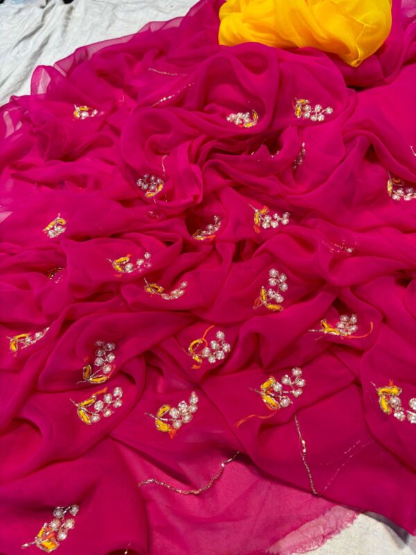 Light weight chiffon saree with unstitched blouse - Image 5