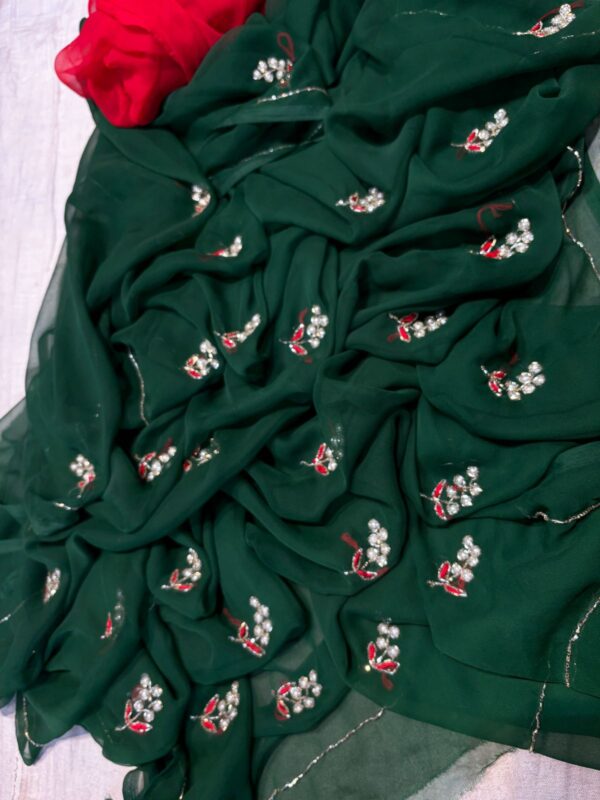 Light weight chiffon saree with unstitched blouse - Image 4